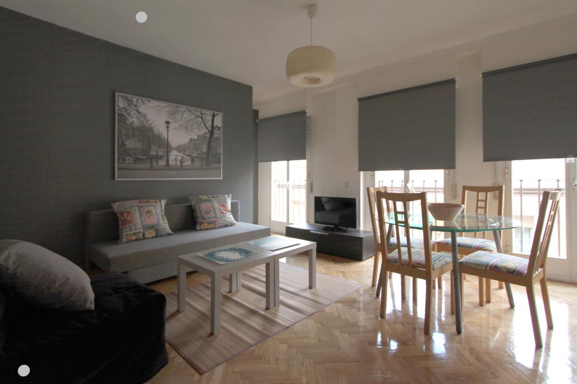 Apartamentos Goyescas Deco Madrid Luaran gambar